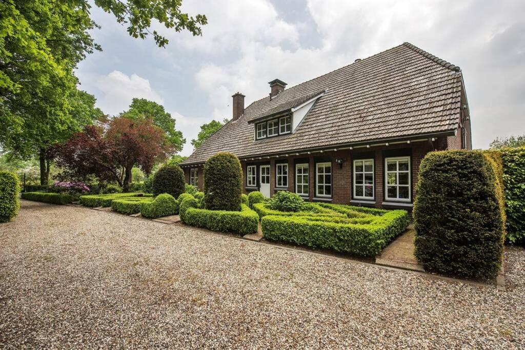Karibu Het Voorhuis 2 Tot 6 Persoons Luxe Slaapkamers Met Een Mooie Woonkeuken Daarle Exterior photo