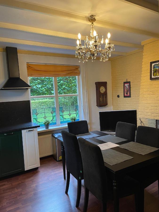 Karibu Het Voorhuis 2 Tot 6 Persoons Luxe Slaapkamers Met Een Mooie Woonkeuken Daarle Exterior photo
