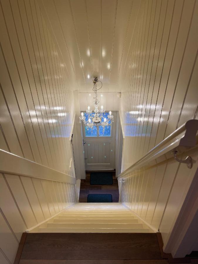 Karibu Het Voorhuis 2 Tot 6 Persoons Luxe Slaapkamers Met Een Mooie Woonkeuken Daarle Exterior photo