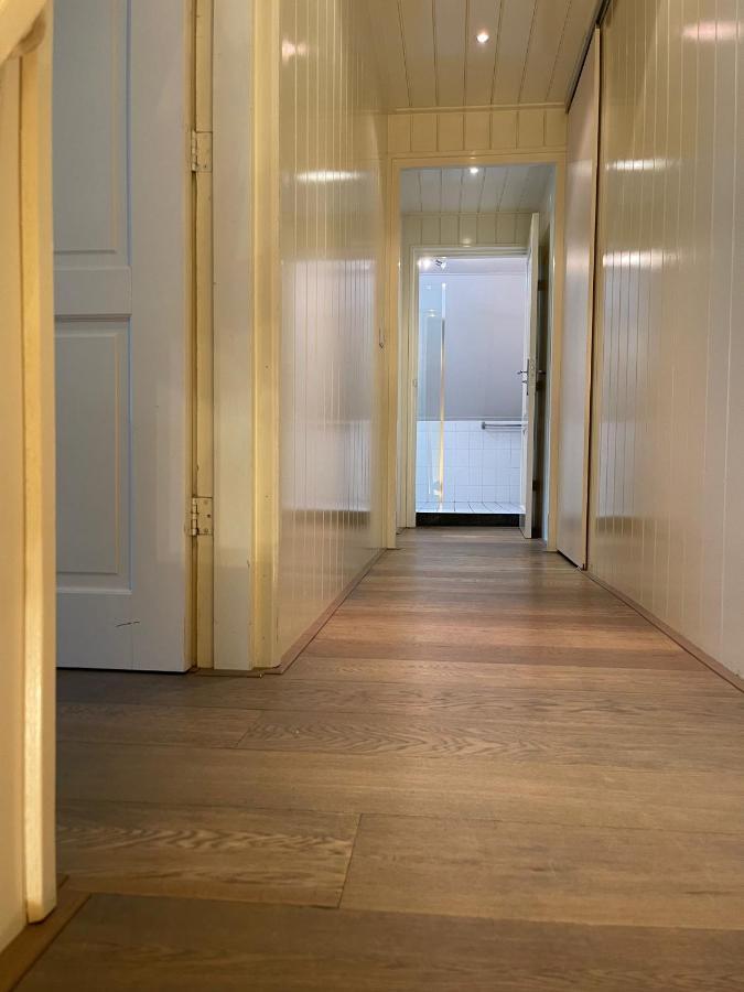 Karibu Het Voorhuis 2 Tot 6 Persoons Luxe Slaapkamers Met Een Mooie Woonkeuken Daarle Exterior photo