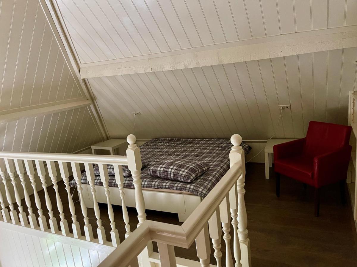 Karibu Het Voorhuis 2 Tot 6 Persoons Luxe Slaapkamers Met Een Mooie Woonkeuken Daarle Exterior photo