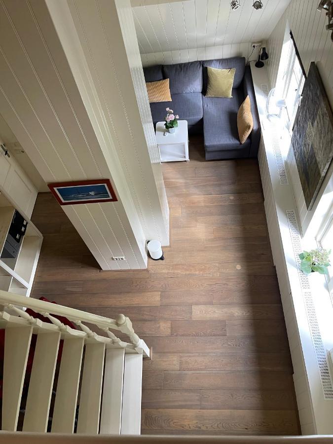 Karibu Het Voorhuis 2 Tot 6 Persoons Luxe Slaapkamers Met Een Mooie Woonkeuken Daarle Exterior photo